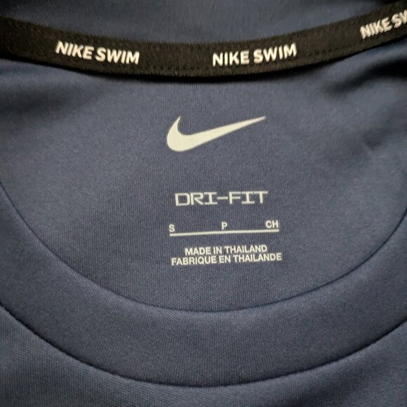 3 Nike DRI-FIT Athletic Shirts - Picture 4 of 13
